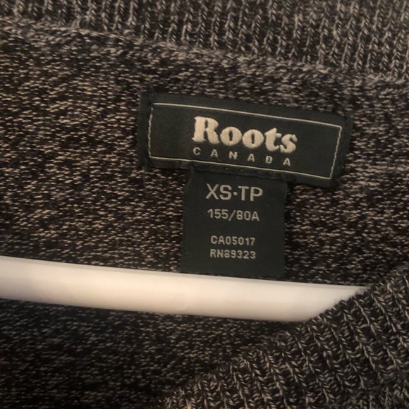 Roots sweatshirt - Picture 3 of 3